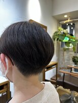 ボーダー(Border)&nbsp;大人可愛い20代30代40代黒髪前下がりショートボブ丸みショート◎