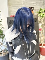 ヲタク(wotaku.)&nbsp;ネイビーブルーブラックケアブリーチダブルカラーボブハイトーン