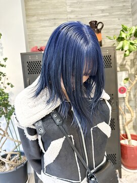 ヲタク(wotaku.) ネイビーブルーブラックケアブリーチダブルカラーボブハイトーン