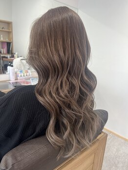 バム(BaM)の写真/普段のスタイルからちょっとイメチェンしたい方必見☆あなたに似合う色味の相談受け付けます♪