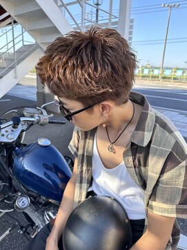 ユイマァルスロウ(YUIMARL SLOW) 【パーマ×カラー×スパイキーショート】