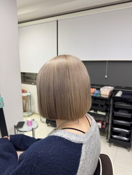 ヘアーアンドアート ルミナ(HAIR&ART LUMINA) 【KAHO】王道モテミルクティーベージュ