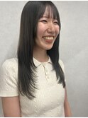 オリーブグレージュ