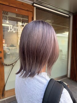 ブリッツ レボ(BLITZ-REVO) 着物ヘア/ダークアッシュ/ミディアムレイヤーカット/柏駅