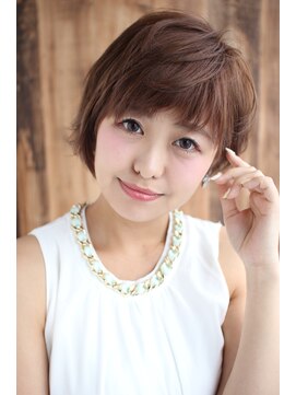 ヘアステージジール(HAIR STAGE ZEAL) フェミニンラフショート