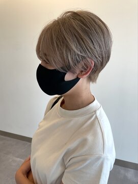 フェーディン(fa/din) ハイトーン/ブロンド/ショートヘア