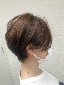 グロー(glow) ハンサムショート