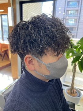 ロンドガルマン 名古屋(Lond GULLMAN) SEIYA指名　ツイストパーマ