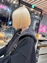 ディーナ(D'na)&nbsp;【D'na×古屋】ブロンドボブ