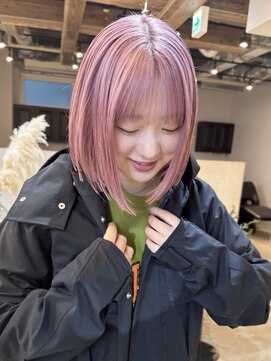 ディッセンバー 神宮前(December) ピンクベージュ/ぱっん前髪/ボブ