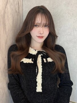 ルームバイシー 新宿(Loom. by Sea) 小顔に見える顔まわりカット×レイヤー