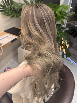 ソエル(Sowel) 《KANON》シャドールーツ/バレイヤージュ/ブリーチカラー