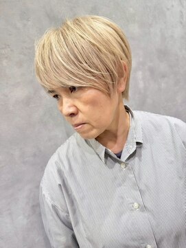 ヘアサロン エフ 渋谷(F) #ブリーチ#ハイトーン#ショート#ショートボブ