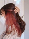 インナーカラー/ボルドー/暖色カラー/ロングレイヤー/ツヤ髪