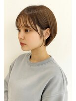 ウル(ulu)&nbsp;ショートレイヤー　ハイライト　ブリーチ　白髪ぼかし