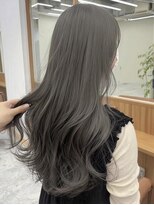 イル(iLe.)&nbsp;ミルクティーベージュブリーチなしダブルカラーレイヤーカット