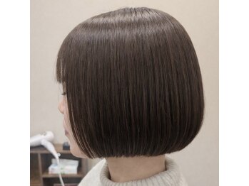 エクラ(eclat)の写真/髪質やライフスタイルに合わせたカラーリングで髪本来の美しさを引き出す大人カラー◎