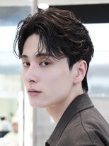 バイフィフス 原宿/表参道(by fifth)&nbsp;緩め波巻きスパイラルパーマシャドウパーマメンズセンターパート