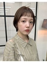 オトソーデン(Oto-soden) オン眉×マッシュショート