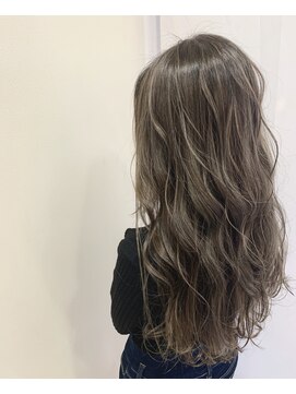 ジゼル(GiseL) ハイライトカラー