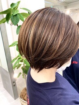 ドミーナドゥ(Domina deux) 【脱白髪染め】白髪ぼかしハイライトカラー♪