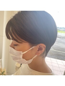 アーティック ヘア ディーヴァディーヴォ アーバ(ARTIC HAIR DIVA DIVO Arbor) くびれ過ぎないスッキリショート