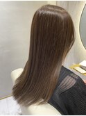 ロングヘア×オリーブカラー
