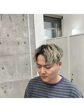 メルシー トータル ブランディング サロン(merci TOTAL BRANDING SALON) 2wayツイスパスペインカール 横浜 メンズカット　メンズパーマ