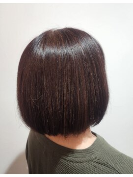 カンダ(Kanda) ツヤツヤまとまり内巻きボブ