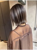 バレイヤージュ、切りっぱなしボブ、ハイライト、レイヤーカット