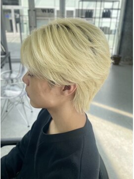 デュー 栄(DEW) 【DEW】ホワイトブロンド/センターパート/カルマパーマ