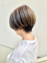 モリオ フロム ロンドン 成増店&nbsp;【morio成増 セリザワ】ショートボブ　ハイライトカラー