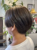 オリーブ(Olive)&nbsp;60代のハンサムショート