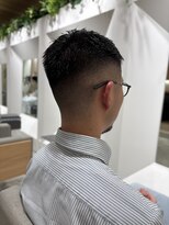 ステアケース 武蔵小杉店(stair:case) 武蔵小杉で叶う、グラデーションが鮮やかなスキンフェード