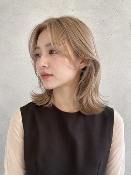 モト 船橋(moto) 韓国ミディアムレイヤーハイトーンサンドベージュ顔周り船橋