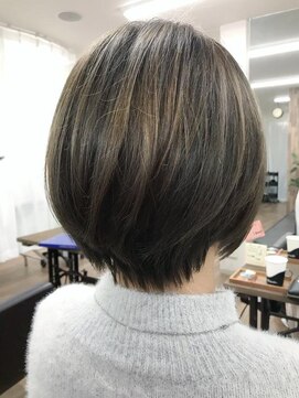 トリント 蘇我(TRINT) メリハリショートボブ