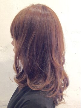 花鳥風月トータルビューティー ナチュラルカールスタイル/セミロング／ブラウンヘアカラー