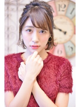 メイズ(MAZE) 【メイズ東中野・鍛原志行】ボブのハーフローポニーテール