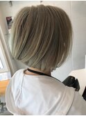 王道の前下がりボブ