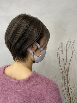 ウィクシー(wixy) 暗髪アッシュショート