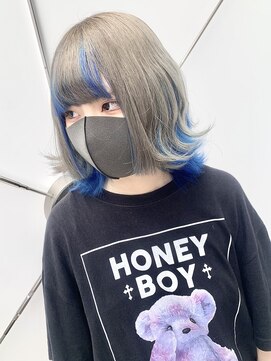 ディア(.eer) 【.eer/ディア】グレージュ×水色×インナーカラー/心斎橋