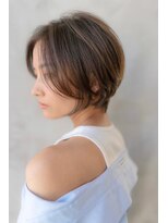 メゾンバイハバナ(maison by HAVANA)&nbsp;大人かわいいフェザーバングカーキグレージュミディアムウルフ