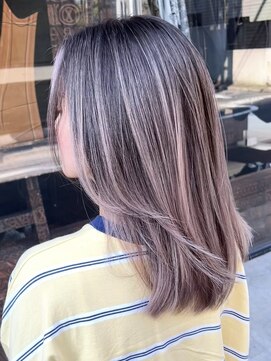 シェイト(ciate) ハイライトバレイヤージュ