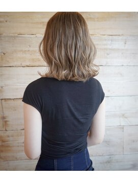 プアヒール(pua heal) ミルクティーベージュ