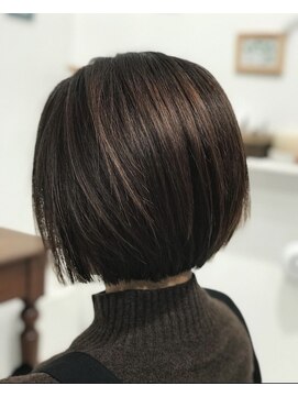 アス(Us) シンプルなデザイン