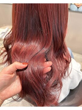 イル(il) wine red color