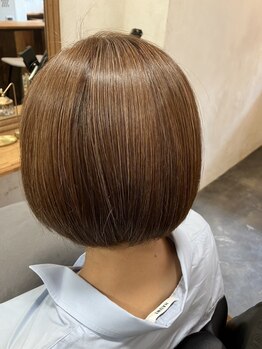 デン(den)の写真/【艶のある上品な白髪染め◎】毎月通う白髪染めこそ髪質も大切にした施術◇[百舌鳥八幡駅5分]