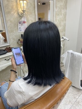 シェーン(schon) ブルーブラック系カラー