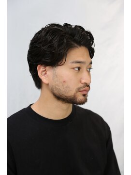 カーウォッシュバーバー(CARWASH BARBER) 刈り上げ低めビジカジナチュラルパーマ