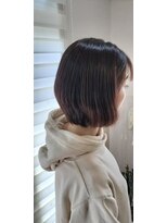 サク(SAKU) 前下がりスタイル